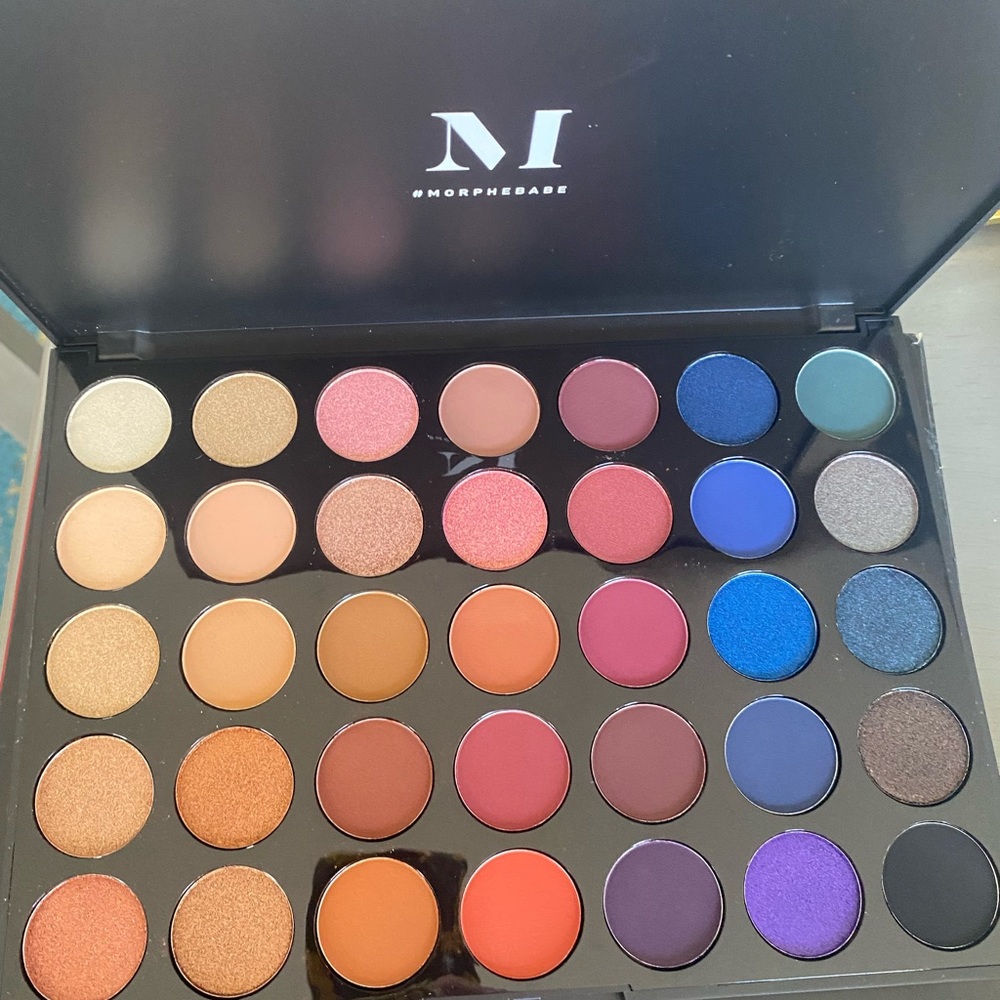 Morphe 35V Stunning Vibes